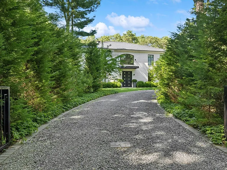 2 Old Pine Dr — Photo 29