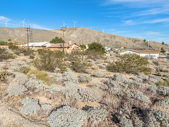 2nd image of 55844 Sagebrush Ave #57