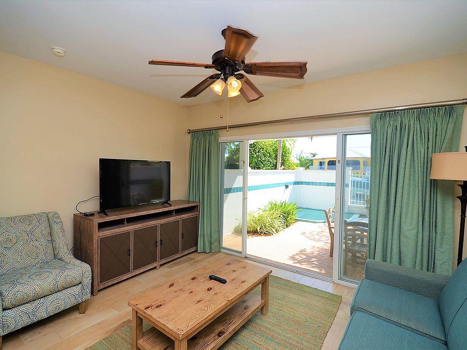 1st image of 7025 Harbor Village Dr