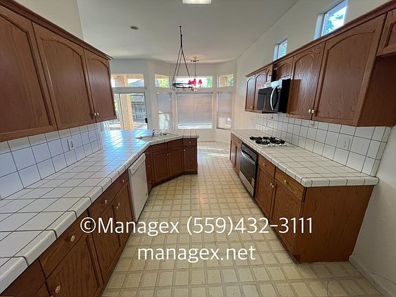 5th image of 5455 W Bedford Ave