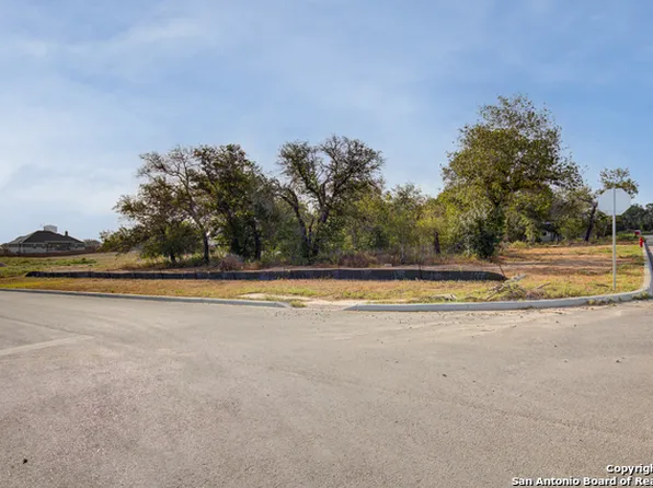 165 W Magnolia Circle LOT 1, La Vernia, TX 78121