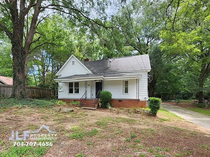 650 Harris St NW — Photo 19