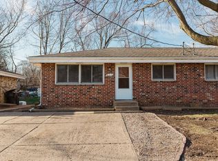 417 E Watrous Ave, Des Moines, IA 50315