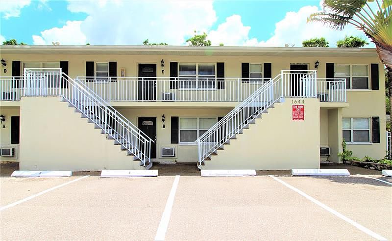 1st image of 1644 Redwood St APT A