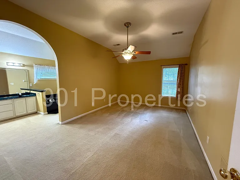 4957 Rivercrest Ln — Photo 12