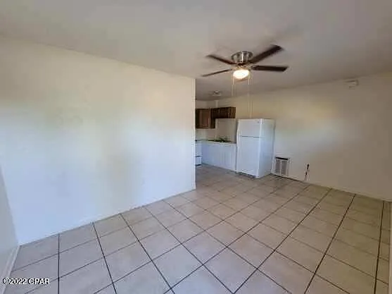 2314 E 16th Ct — Photo 3