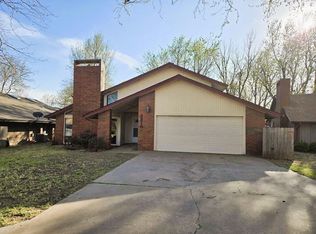 2810 Haystack Ln, Enid, OK 73703