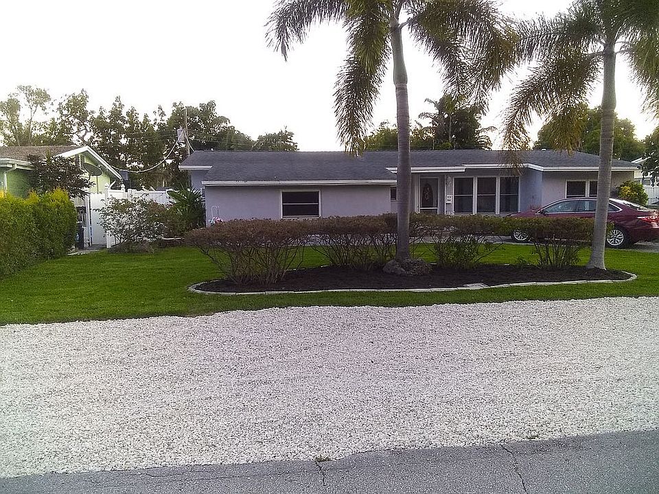 1st image of 316 NE 28th St