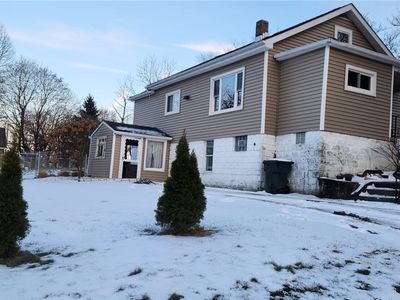 1023 S 4th St, Ellwood city, PA, 16117