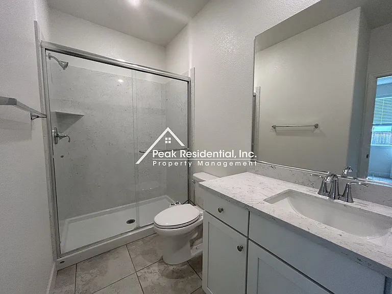 5725 Harveston Way — Photo 16
