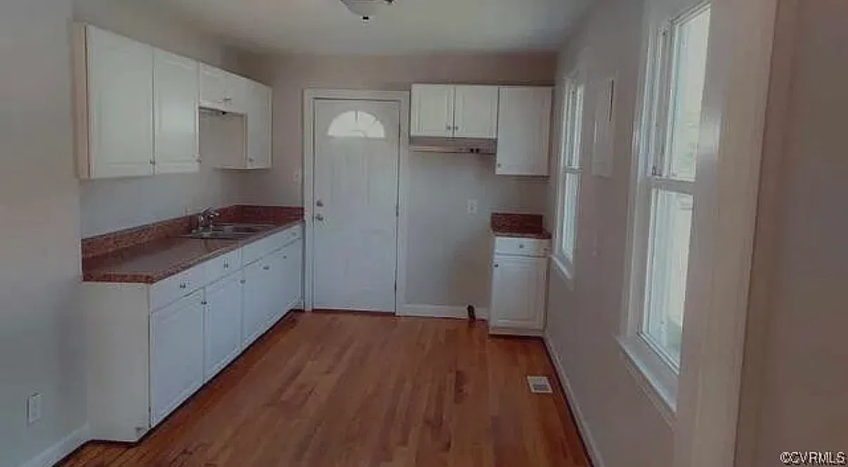 3 bed, 884 sqft, $1,650 — Photo 4