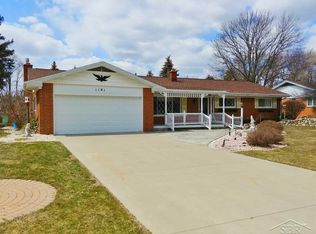 1191 Burbank Pl, Saginaw, MI
