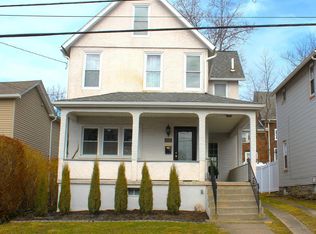 2025 Delaware St, Dunmore, PA 18512