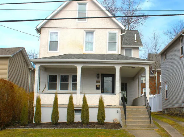 2025 Delaware St, Dunmore, PA 18512