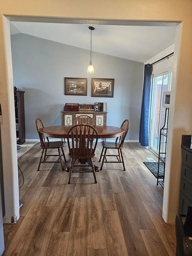 Fully Furnished Split Level Two-Bedroom Home — Photo 3