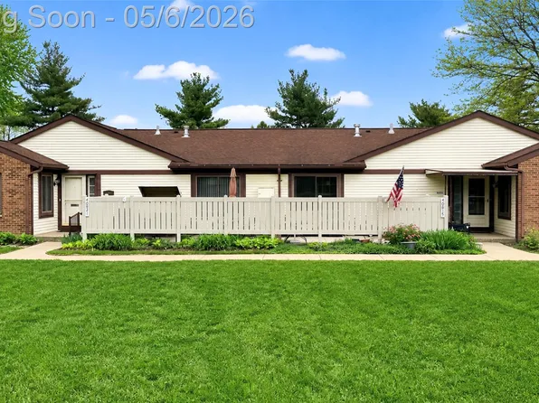 40815 Newport Dr, Plymouth, MI 48170