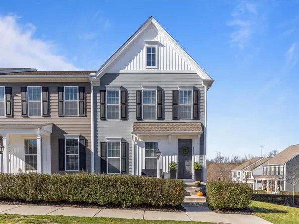 2023 Ashton Row, Bridgeville, PA 15017