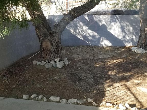 2nd image of 12780 Catalpa Ave