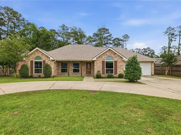 30184 Pine Oak Dr, Albany, LA 70711