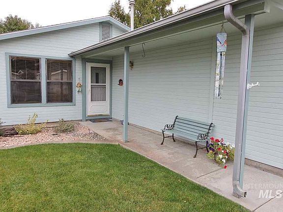 2nd image of 8458 Willowdale Dr