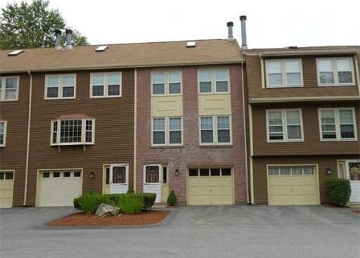 1st image of 122 Heritage Dr