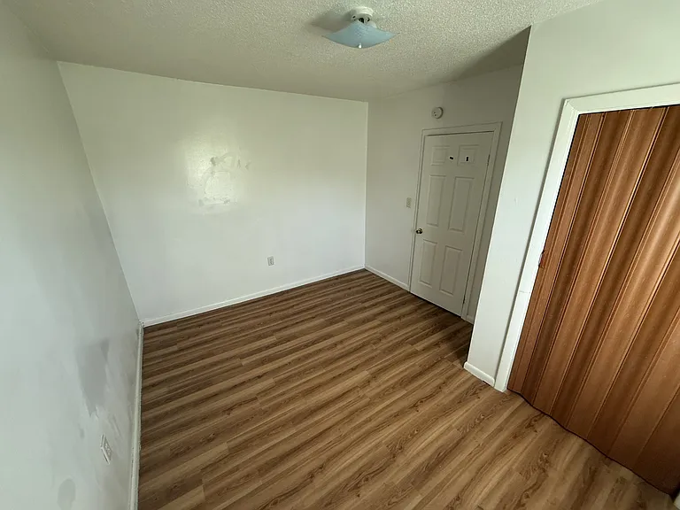 79 Orange St #1W — Photo 2