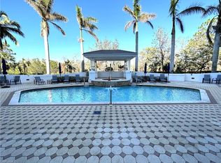 325 Dunes Blvd APT 306, Naples, FL 34110