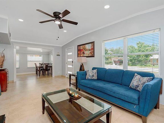 4th image of 2112 W IDLEWILD AVENUE