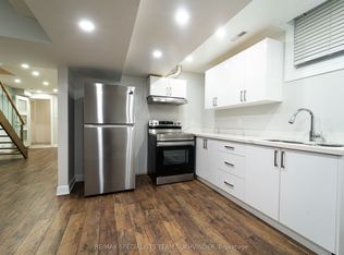 128 Embassy Dr, Vaughan, ON L4L4Z8