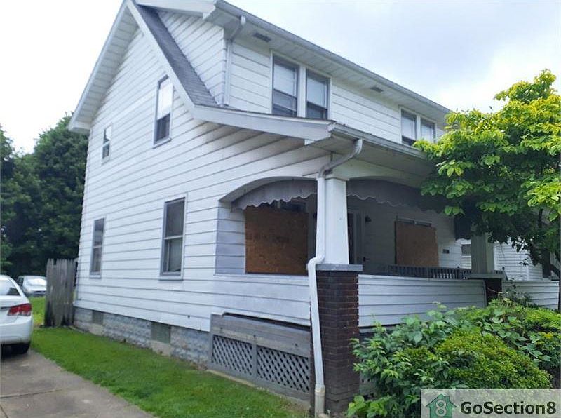 1st image of 47 Fernwood Ave