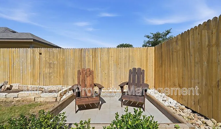 1116 River Wood — Photo 36