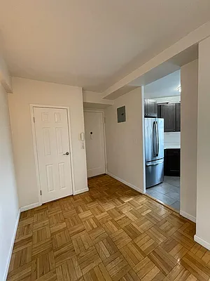 Rented by A&E Real Estate Management | media 14