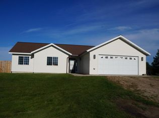 700 Prairiewind Ave, Callaway, MN 56521