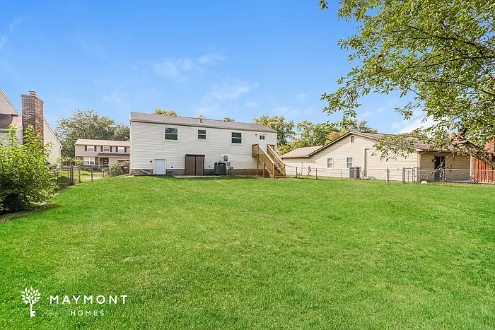 9612 Springwater Ln — Photo 12