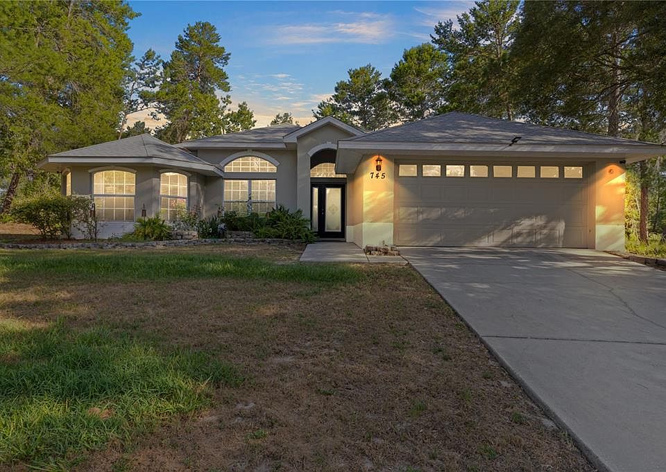 1st image of 745 MARION OAKS LANE