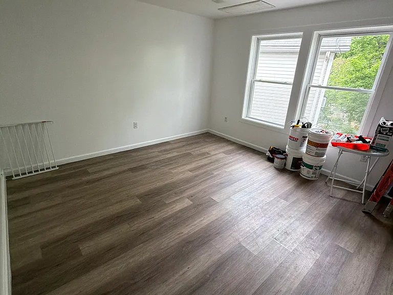 18 Clinton St #2A — Photo 1