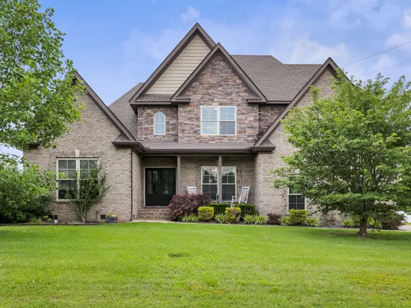 2122 Slater Dr, Murfreesboro, TN 37128