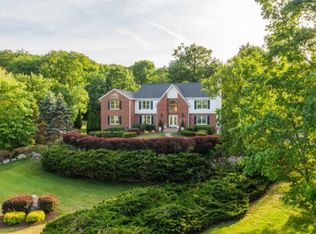 3 Butternut Ter, Kinnelon, NJ 07405