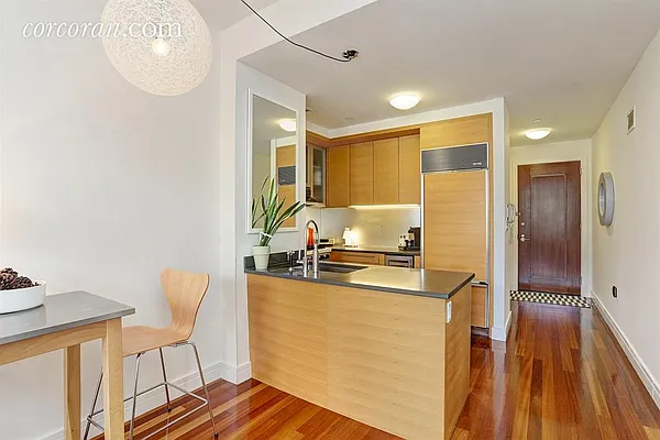 Rented by Corcoran | media 21