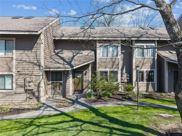 1150 Kepple Ln, Hidden Valley, PA 15502