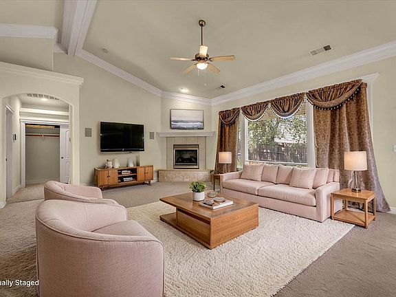 4th image of 1026 Rollingview Dr