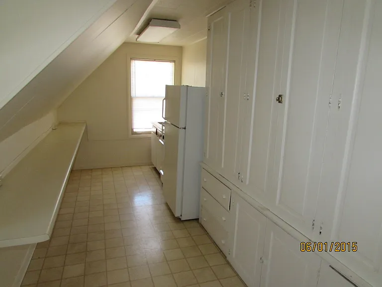 410 N Butler St — Photo 13