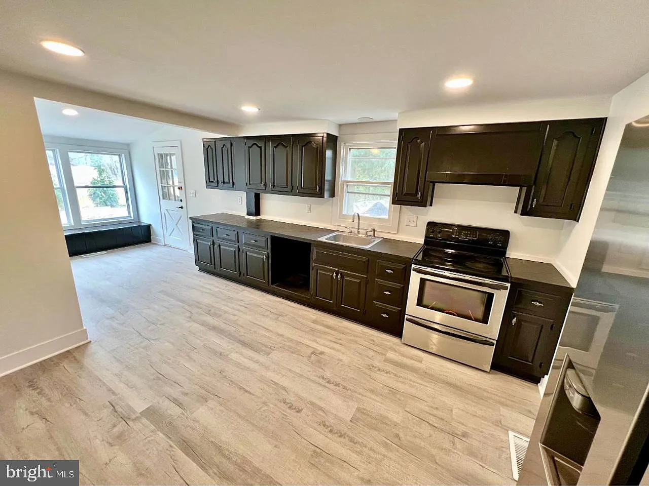 2 bed, 1480 sqft, $2,500 — Photo 4