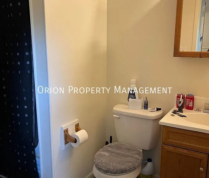 2922 S Market Pl — Photo 5
