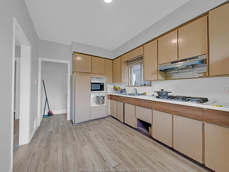 353 Indian Rd #3 — Photo 11