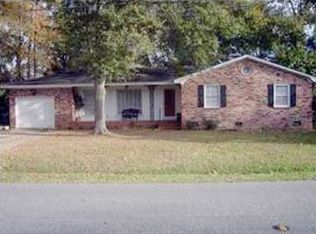 1137 Brookside Dr, Hanahan, SC 29410