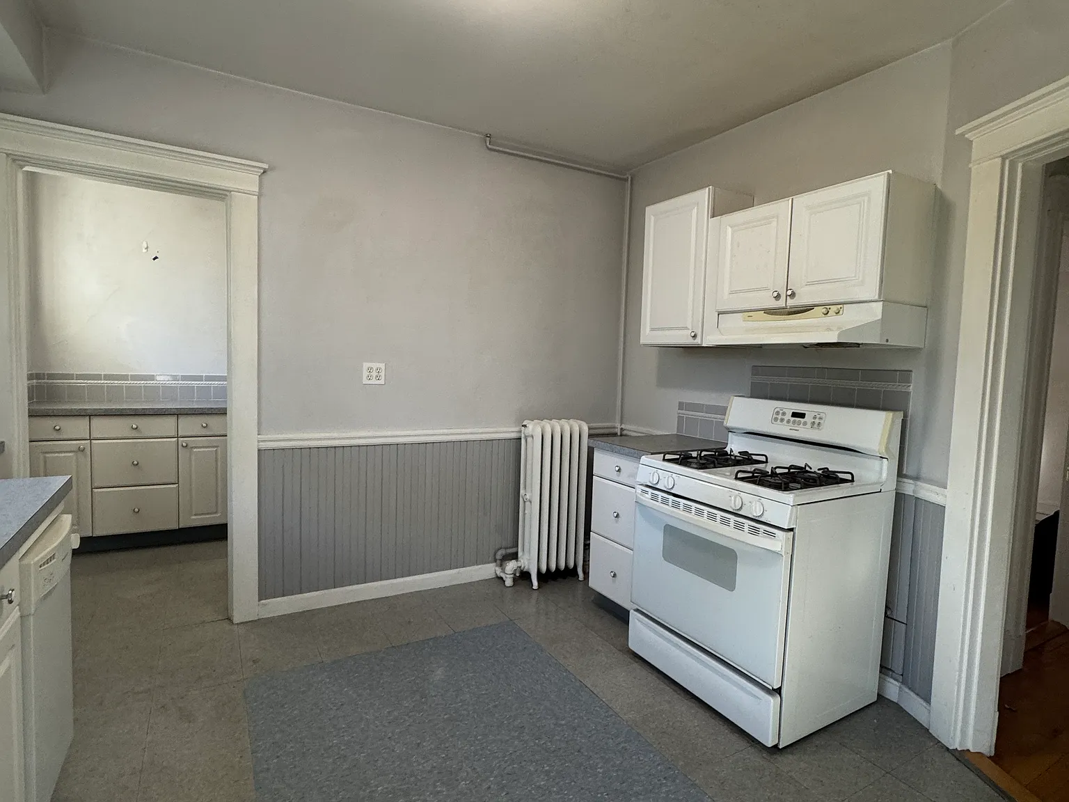 Waverley Ave, Watertown — Photo 4