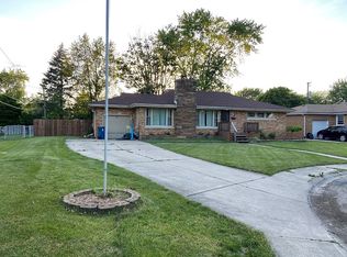 655 Circle Ct, Bradley, IL 60915
