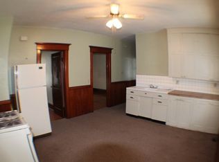 7 Bartlett St #2, Amsterdam, NY 12010
