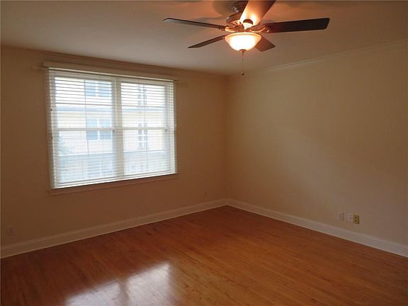 3rd image of 7444 Saint Charles Ave